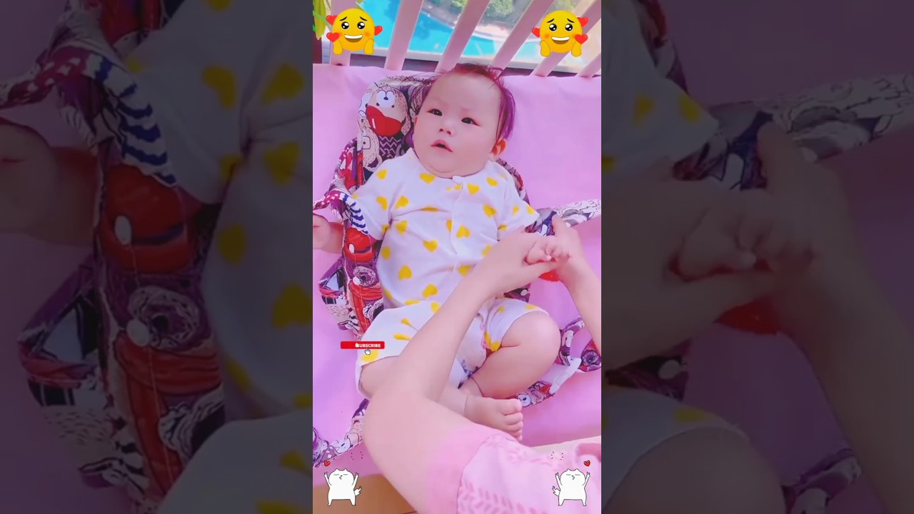 Funny baby 👶 video🤷🏼‍♀️😂 #cutebaby #funnybaby #cutebabyshorts #shorts #youtubeshorts