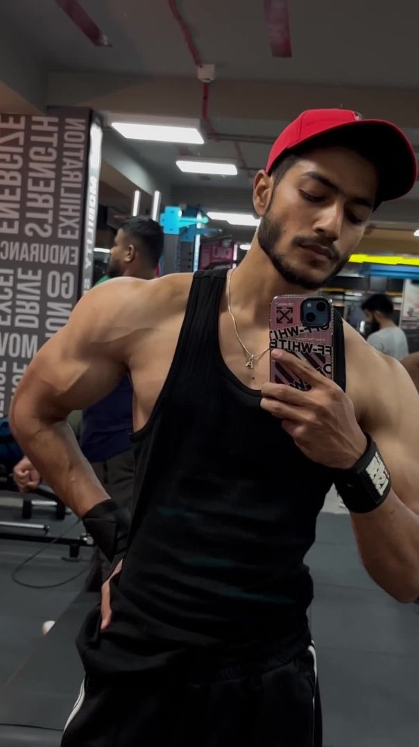 3d_shoulder_#trending_#gymlife_#mensphysique_#gym_#shoulderworkout_#shoulder_#3dshoulder_#explore(1080p)